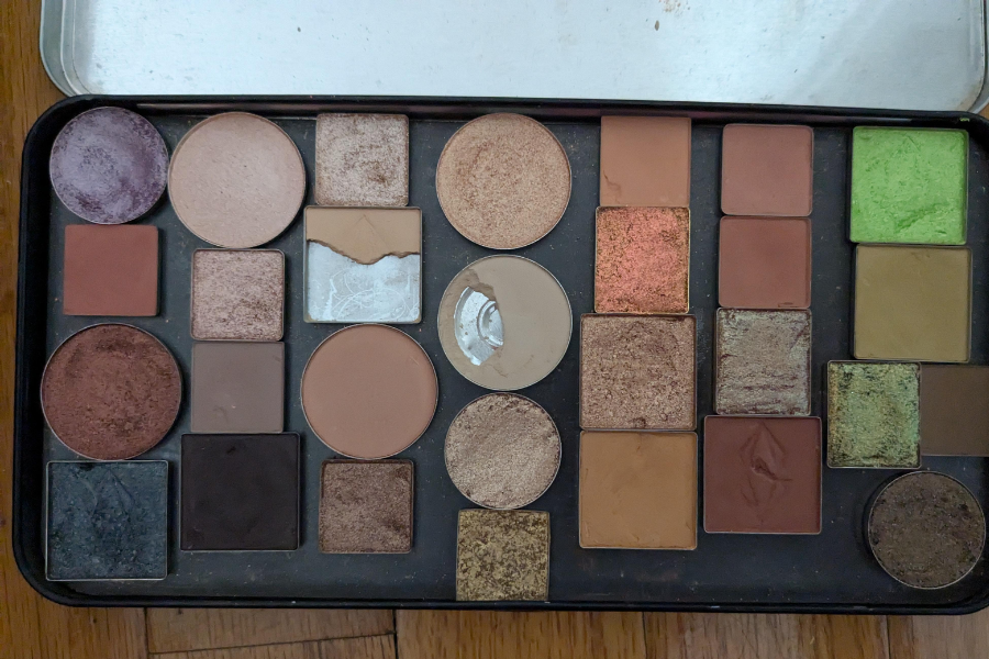 sw2 nutmeg make makeup palette