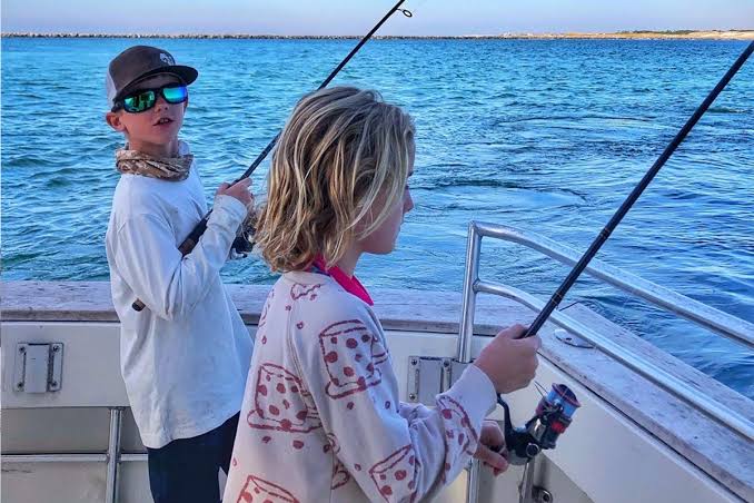 The Joys of Coastal Fishing: Tips for a Successful Experience